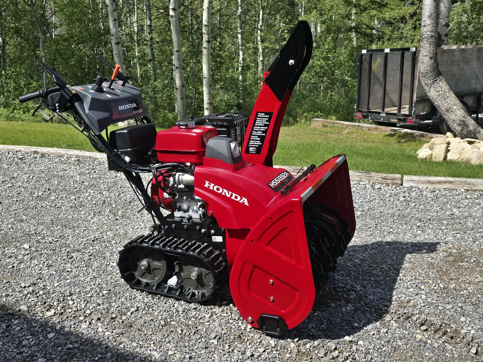 Honda HSS1332A snowblower