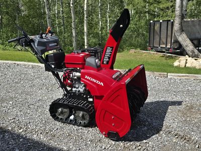 Honda HSS1332A snowblower