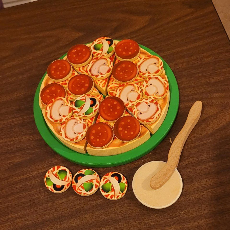 Melissa and Doug pizza set