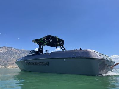 Boat rental, wakeboard surfboard for rent