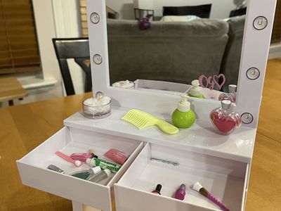OG Our Generation Light-Up Vanity Doll Set with Stool & Accessories for 18" Dolls