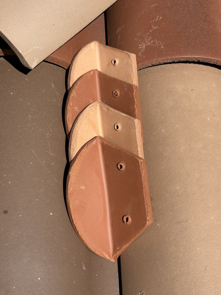 Main image 7
