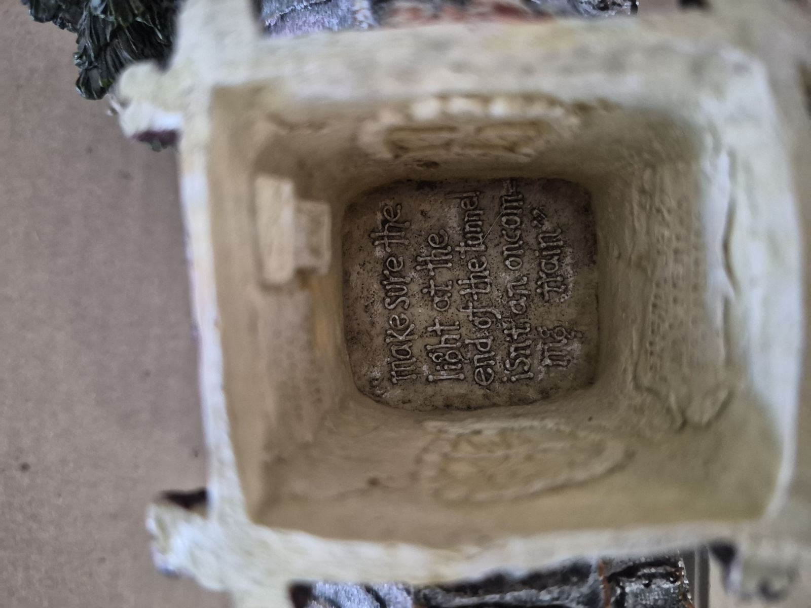 Main image 3