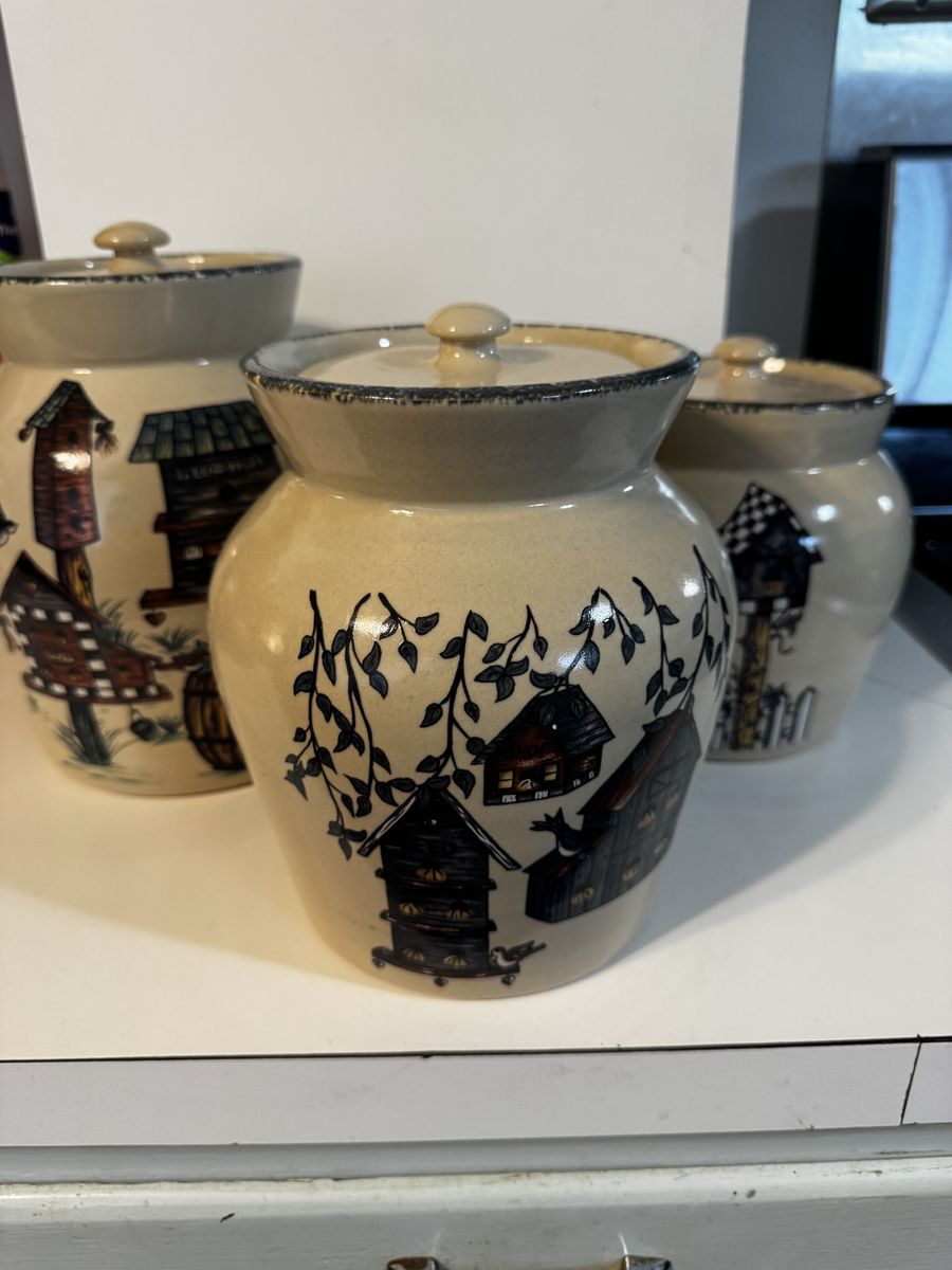 2002 Home & Garden Party Ltd Canister Set