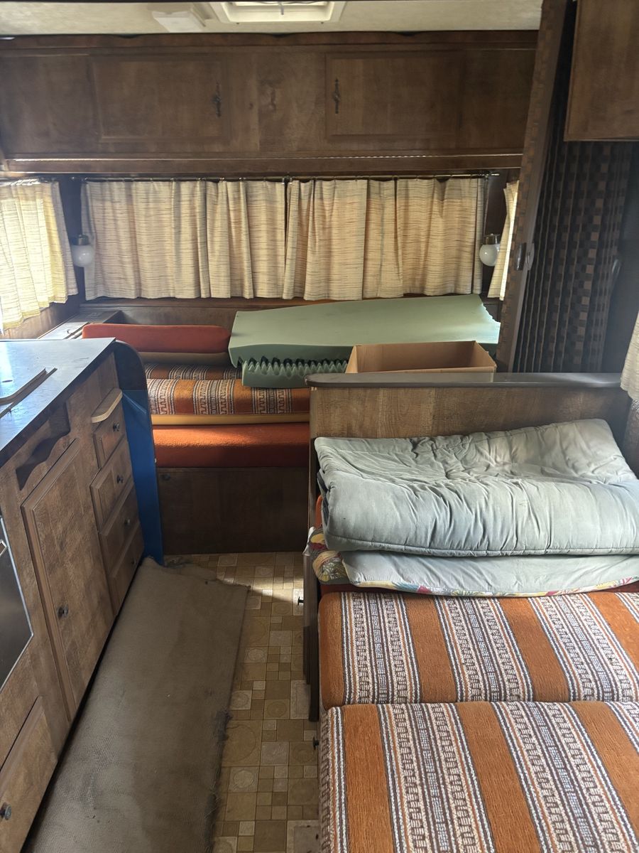 Main image 7