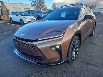 2025 Toyota Crown Signia Limited