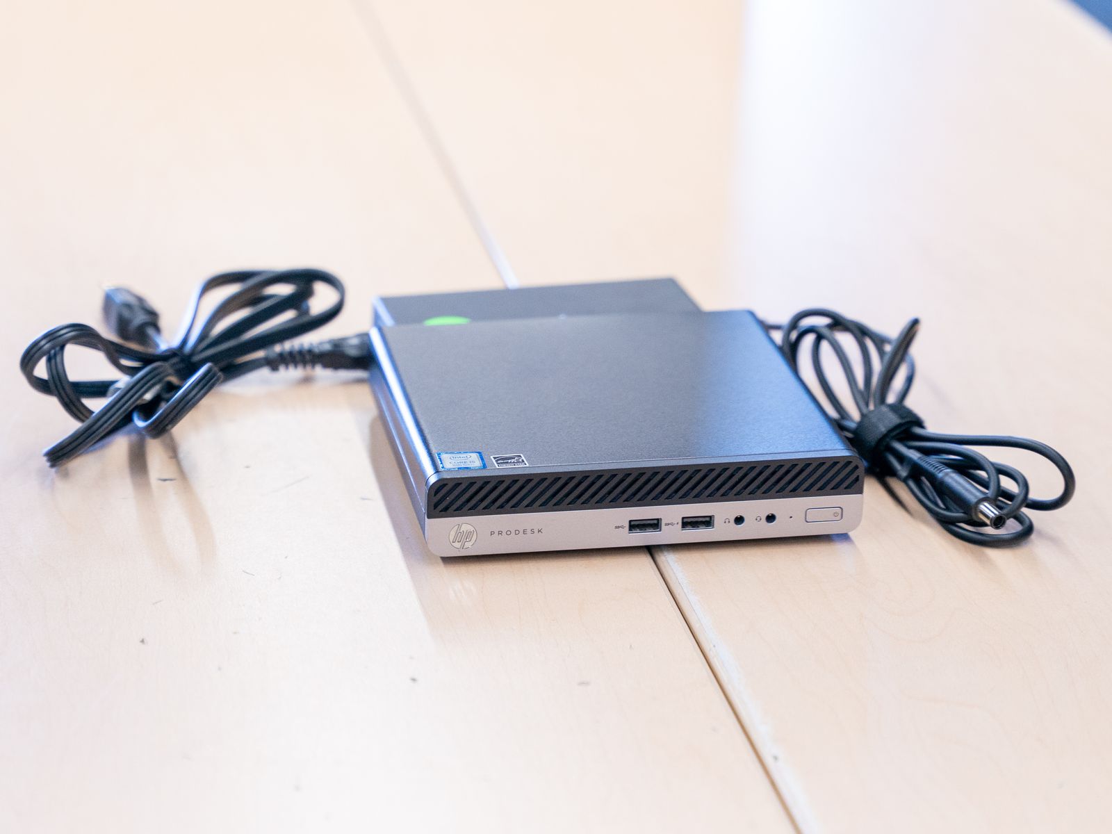 HP Micro / Mini PC i5-8500T 256GB SSD 16GB RAM WiFi Bluetooth Desktop Computer