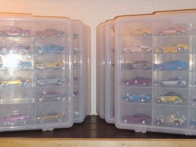 Hot Wheels Premium "REDLINES" Metal/Metal/Real Riders Collection