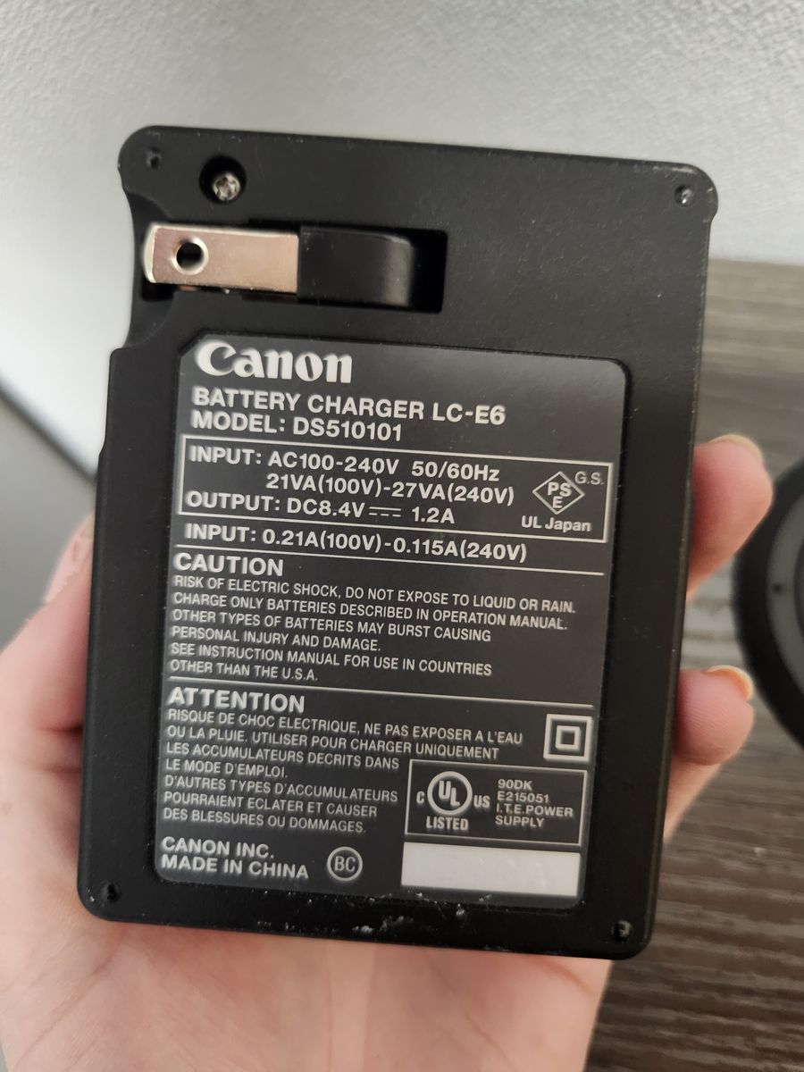 Canon LC-E6 Battery Charger