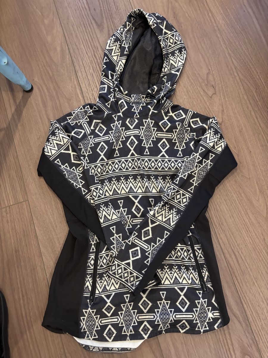 Women’s Burton Durable Goods Pullover 