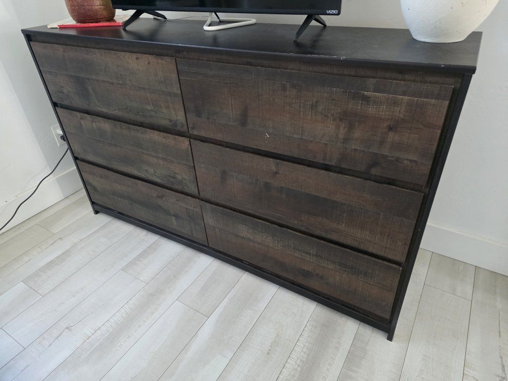 Rustic Wood & Black Metal 6-Drawer Dresser - Industrial Farmhouse Style Storage