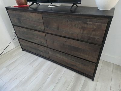 Rustic Wood & Black Metal 6-Drawer Dresser - Industrial Farmhouse Style Storage