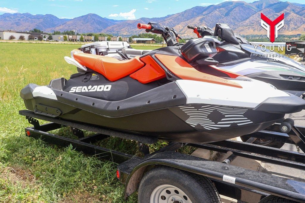 2026 Sea-Doo Spark™Trixx for 3 Rotax® 900 ACE™ - 90 iBR and Audio
