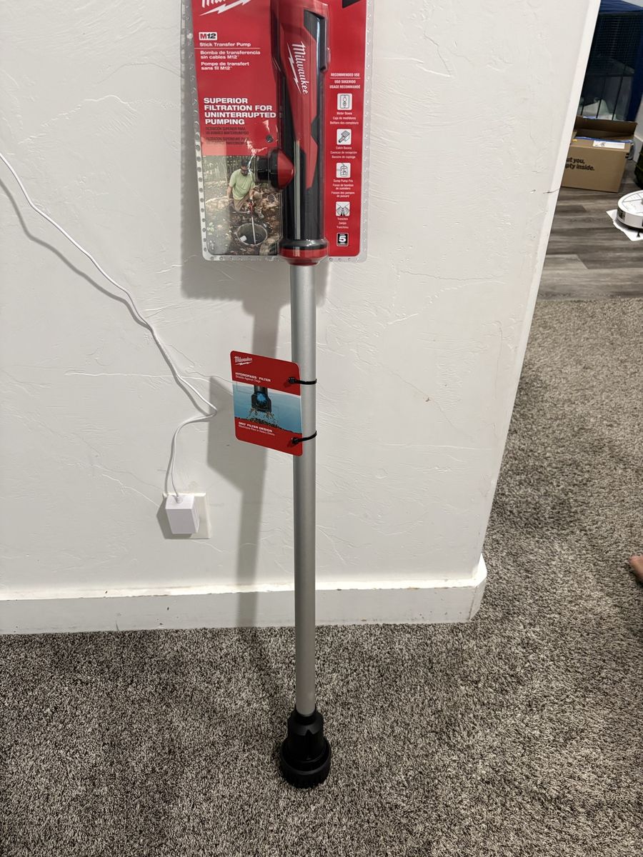 Milwaukee M12 Stick Transfer Pump - Brand New
