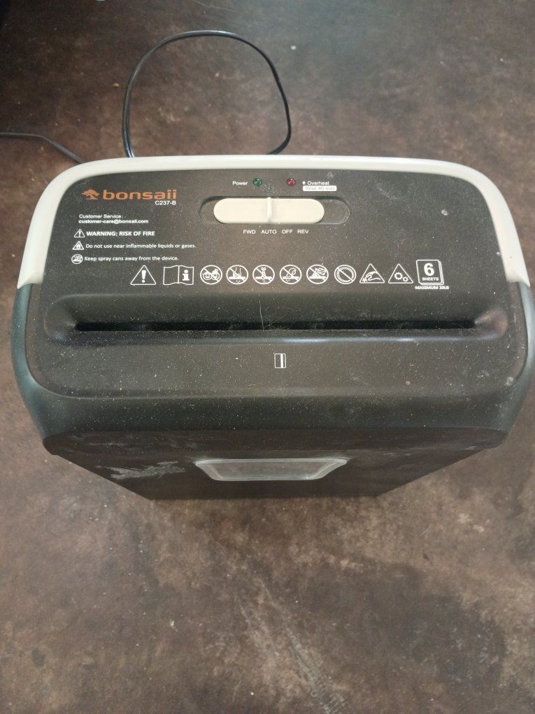 Bonsaii C237-B 6-Sheet Cross-Cut Paper Shredder Black