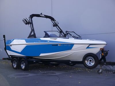 2020 Axis Wake Research T22