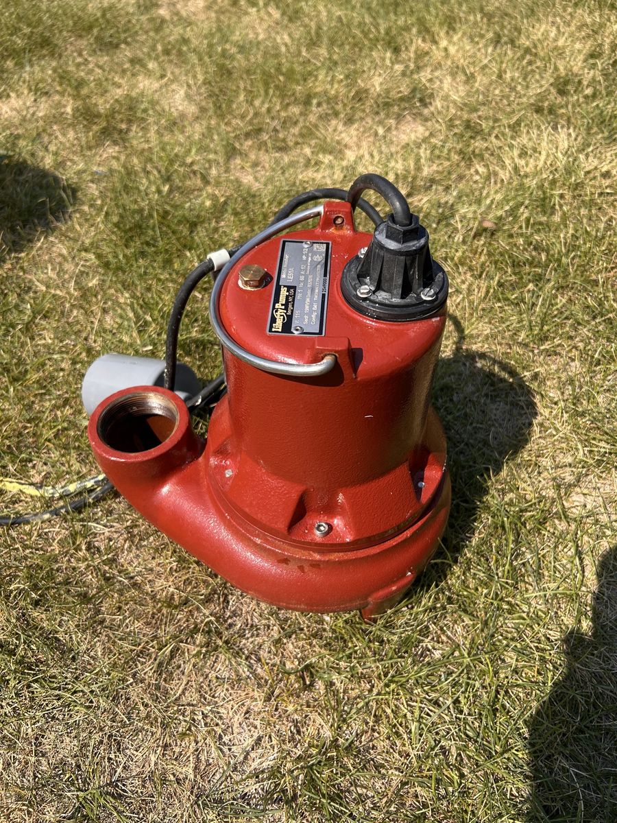 Liberty Pumps LE51A 1/2 HP Submersible Sewage Pump - 115V