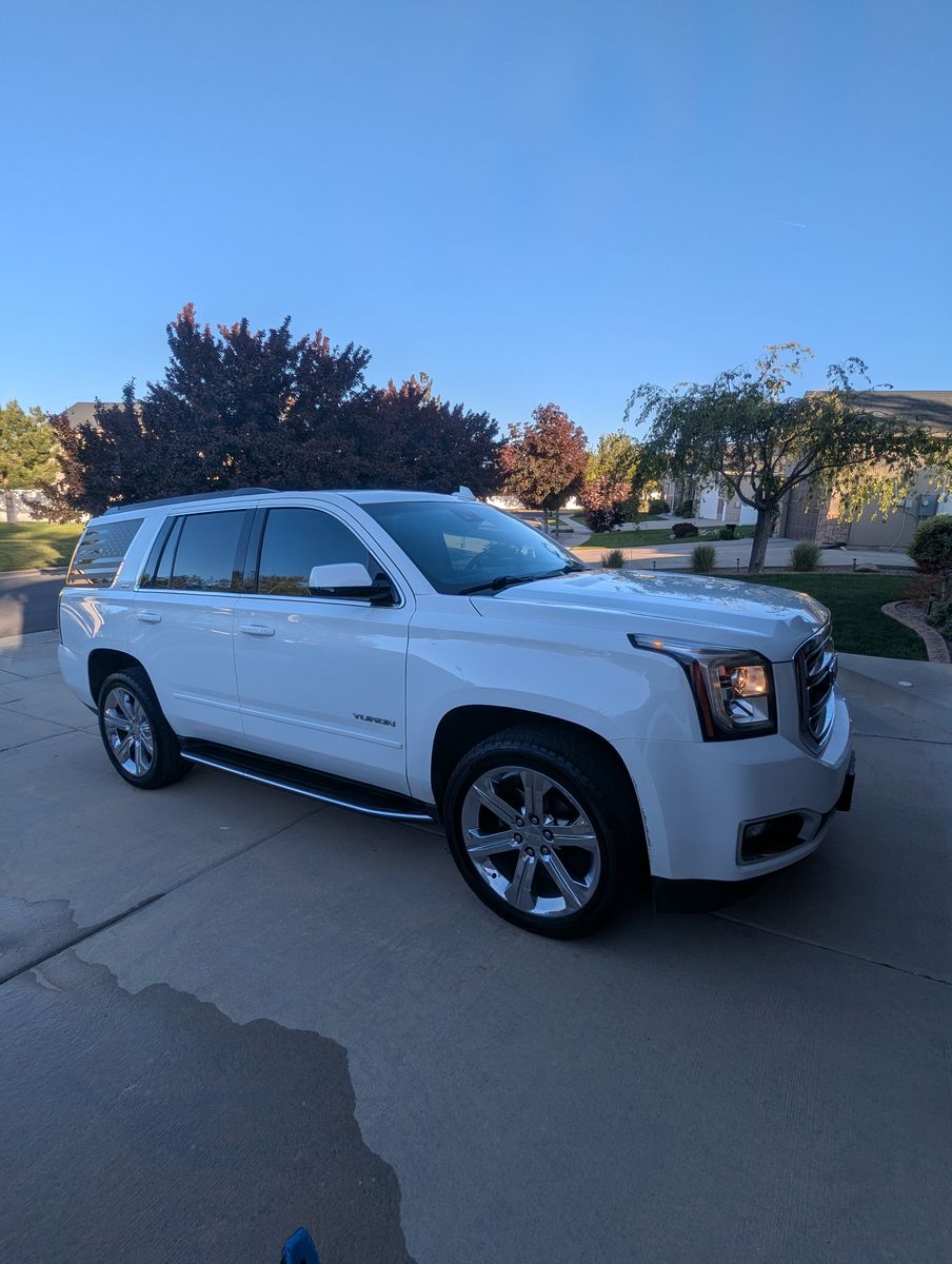 2017 GMC Yukon SLT
