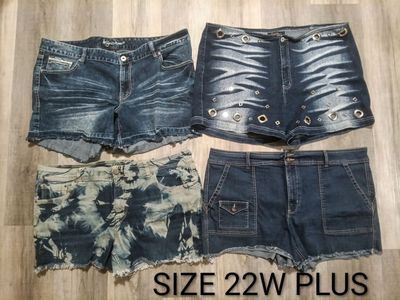 4 pair jean shorts plus 22w New photos