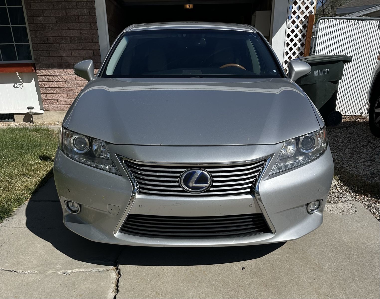 2015 LEXUS ES 300h Ultra Luxury