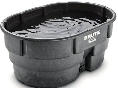 Rubbermaid Commercial Products Stock Tank, 150-Gallons, Structural Foam, Heavy Duty Container, for Livestock/Animal/