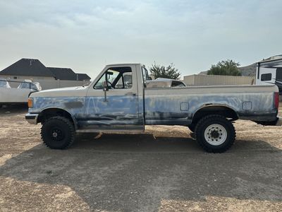 1991 Ford F-250 XLT Lariat