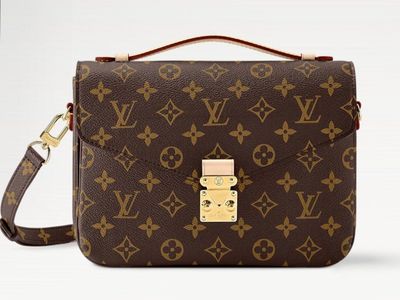 Louis Vuitton Monogram Canvas Pochette Metis Handbag