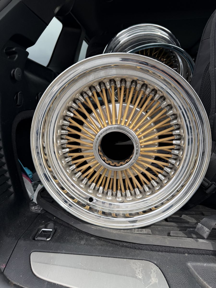 13x7 Roadster Wire Wheels