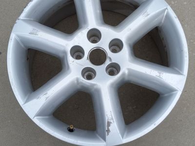 Nissan Rim 18"