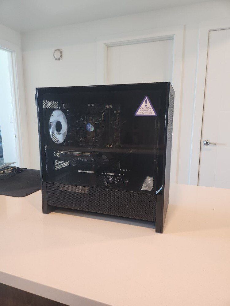 Custom RGB GAMING PC i7, 16gb, 1660s