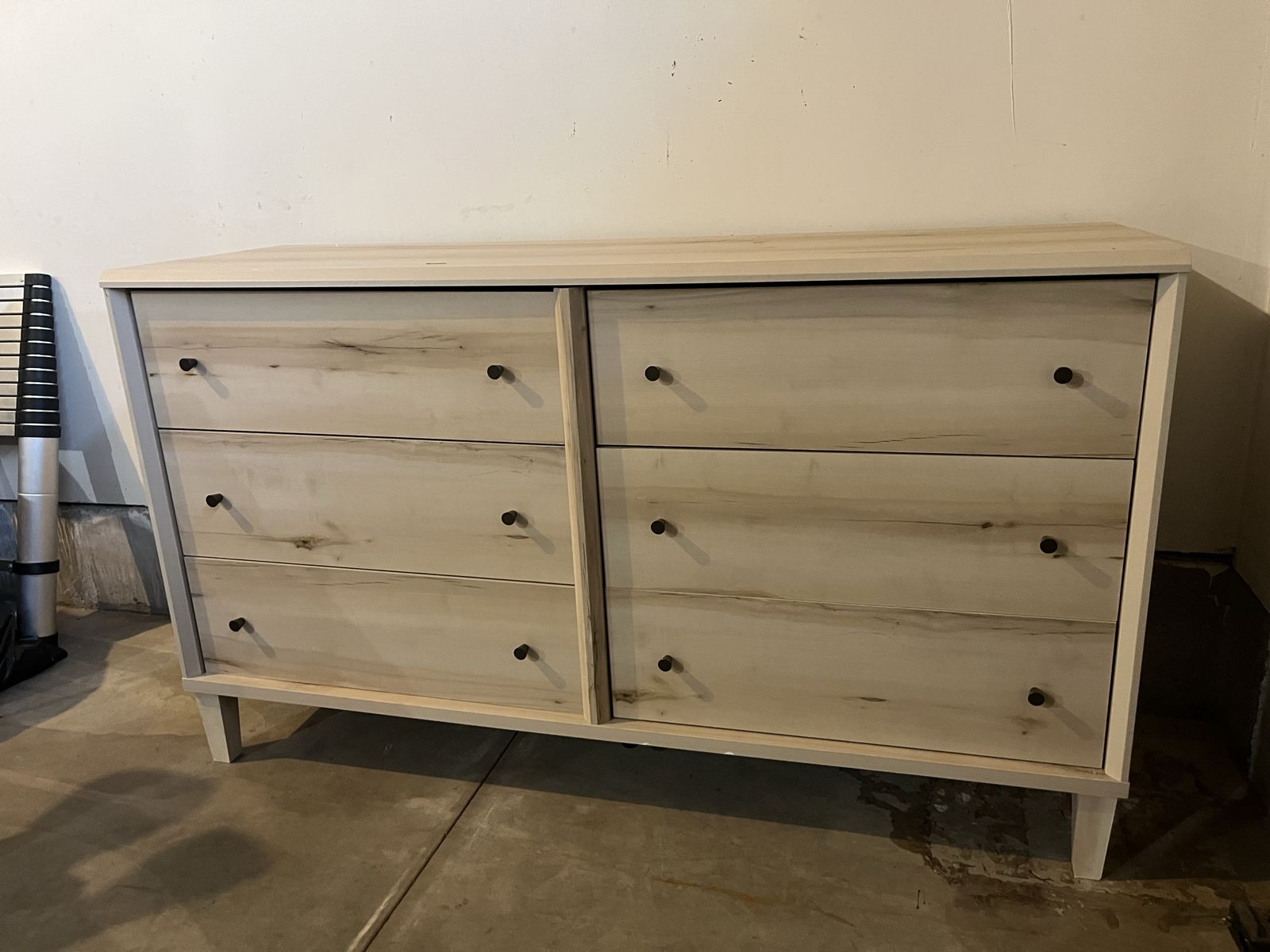 Dresser 6 Drawer wood look