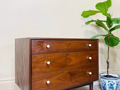 Vintage Mid Century Modern Walnut Kipp Stewart Drexel Declaration 3 Drawer Dresser Chest
