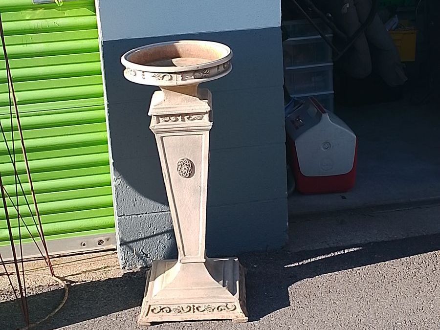 Main image 1