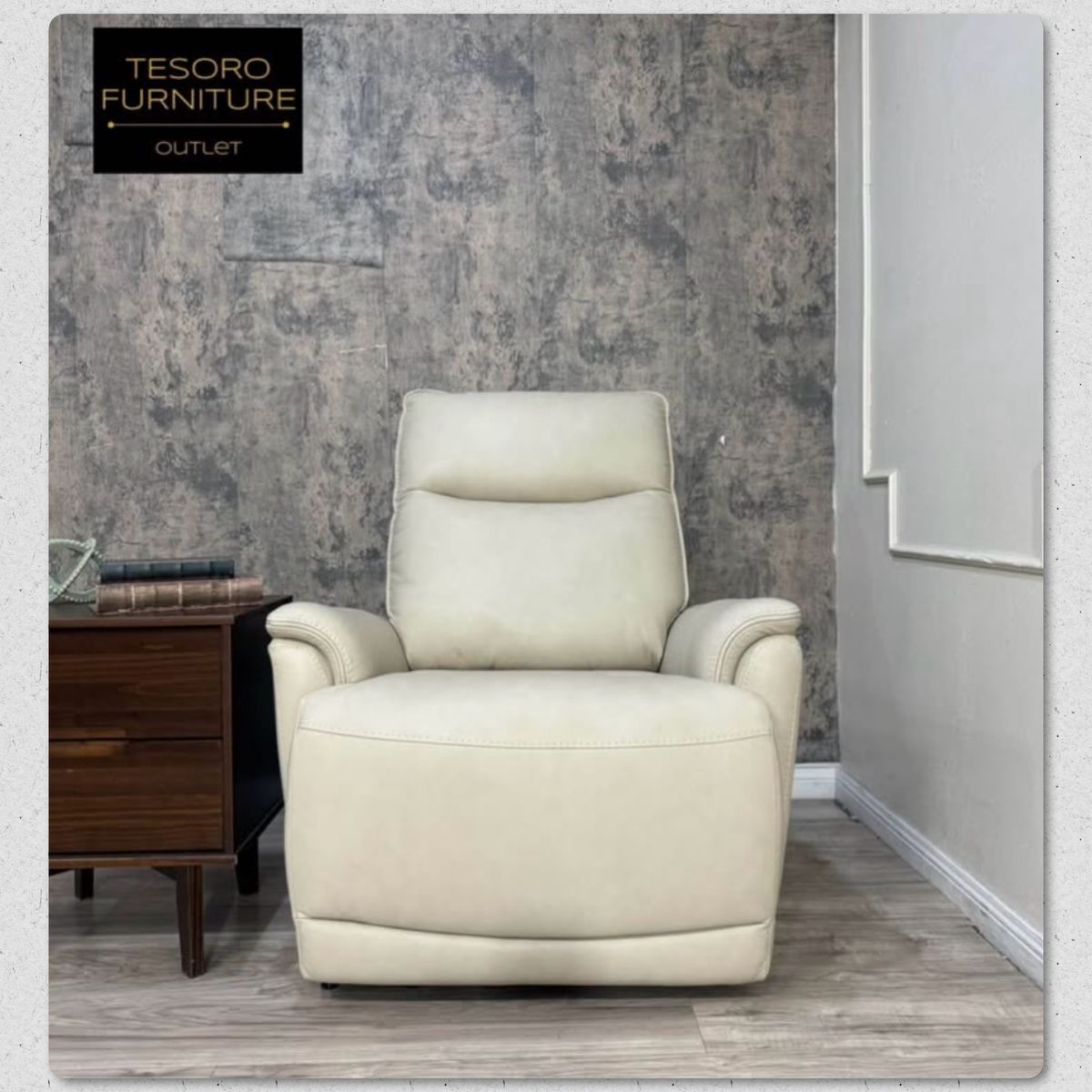 SANDERS LEATHER RECLINER CHAIRS *3 IN STOCK