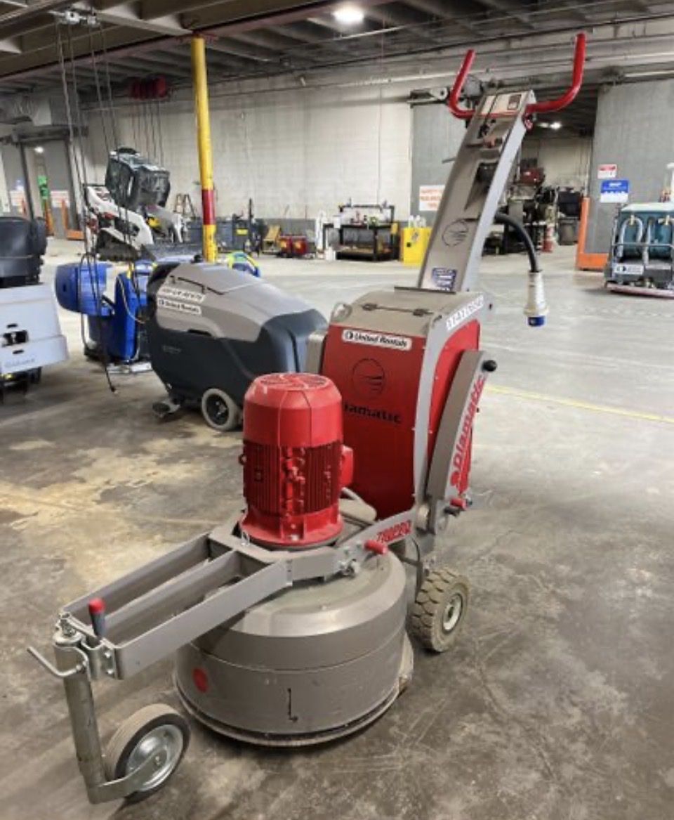 CONCRETE GRINDER THREE HEAD THREE PHASE 30–32 INCH