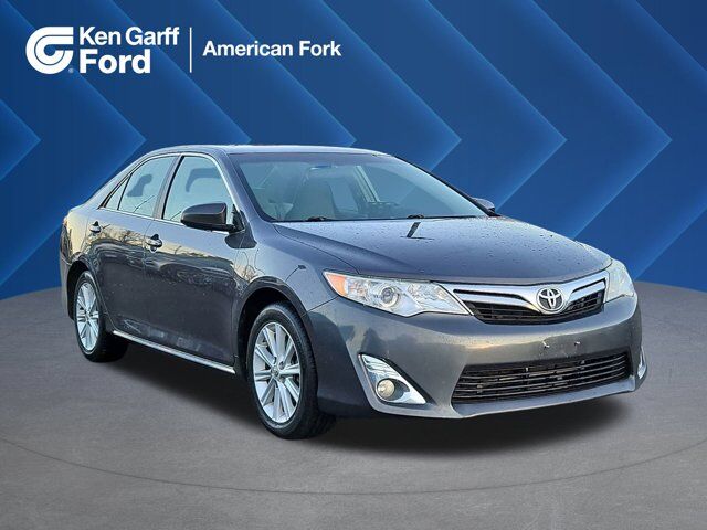 2012 TOYOTA CAMRY XLE