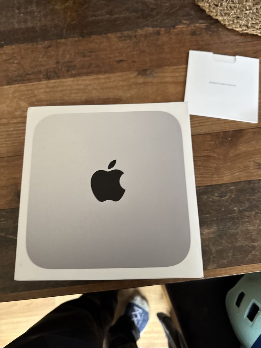 Apple Mac Mini (512GB SSD, M1, 8GB) Silver - MGNT3D/A (November 2020)