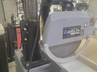 Delta Radial Arm Saw