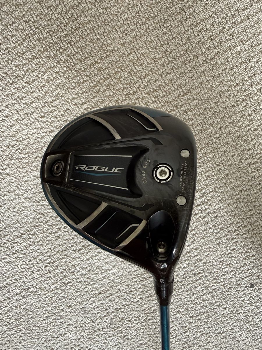 Callaway Rogue 9 degree with stiff shaft
