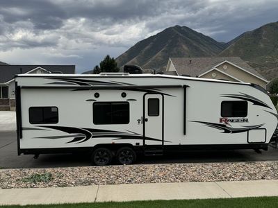 2020 Pacific Coachworks Rage’n