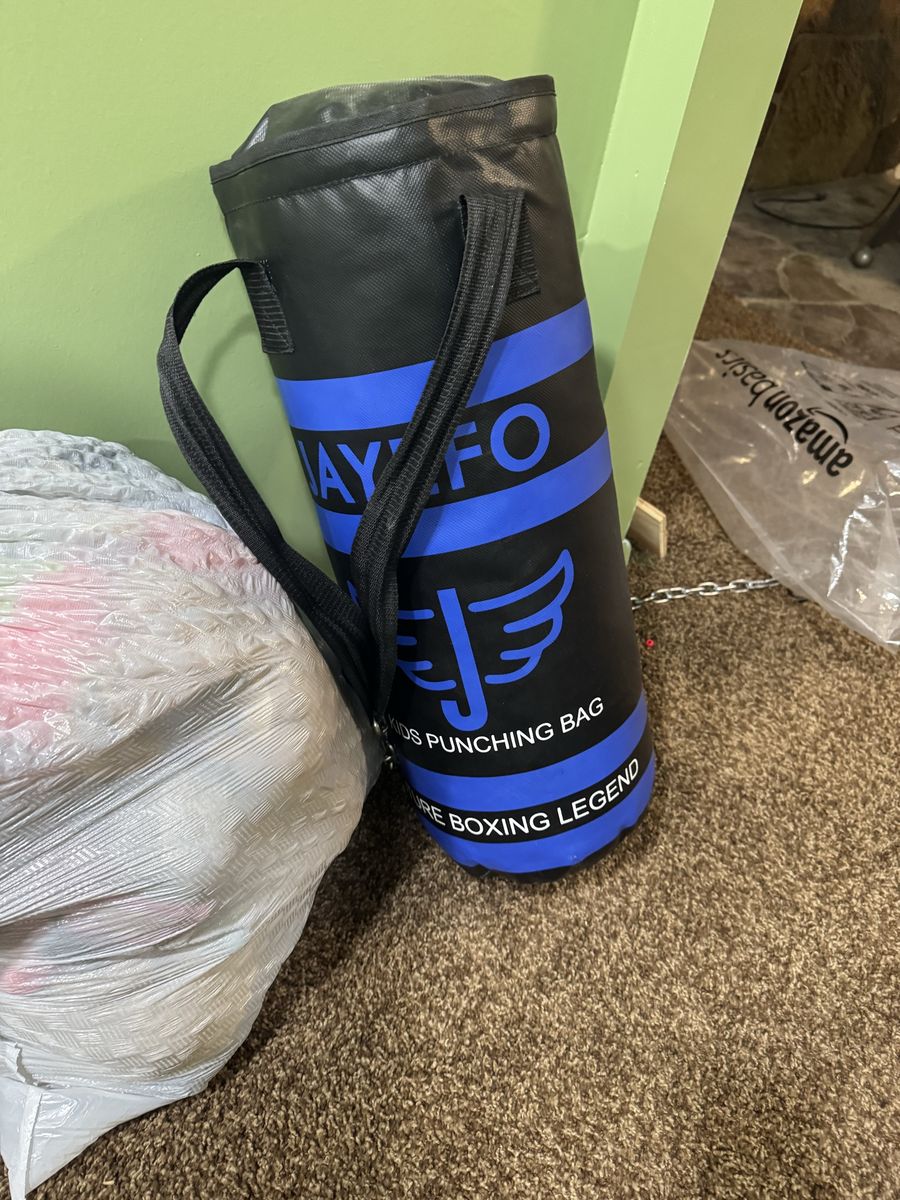 Jayefo Kids Punching Bag Black and Blue Used