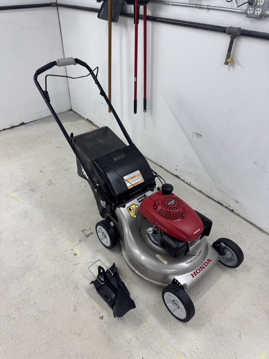 Honda HRR2168VKA Self-Propelled Lawn Mower