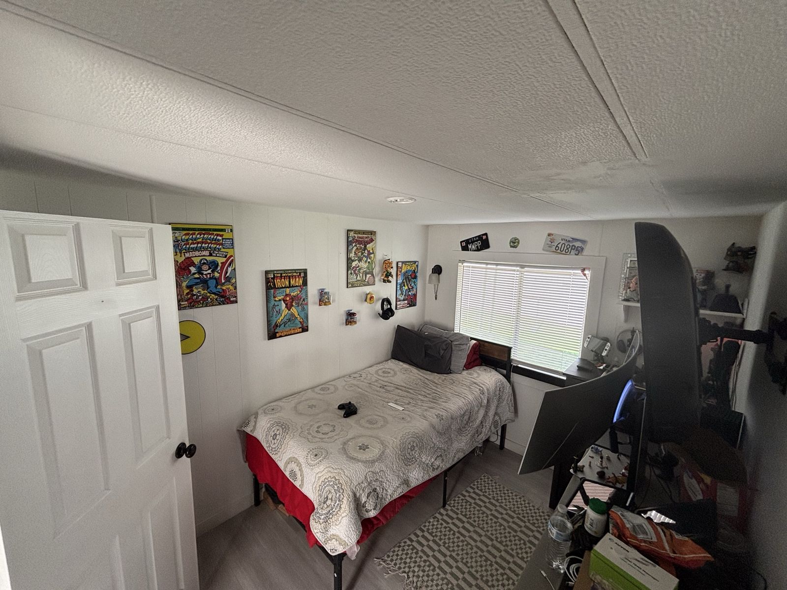 Main image 8