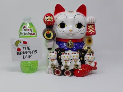 Vtg 10” Japanese Folk Art Maneki-Neko Coin Bank