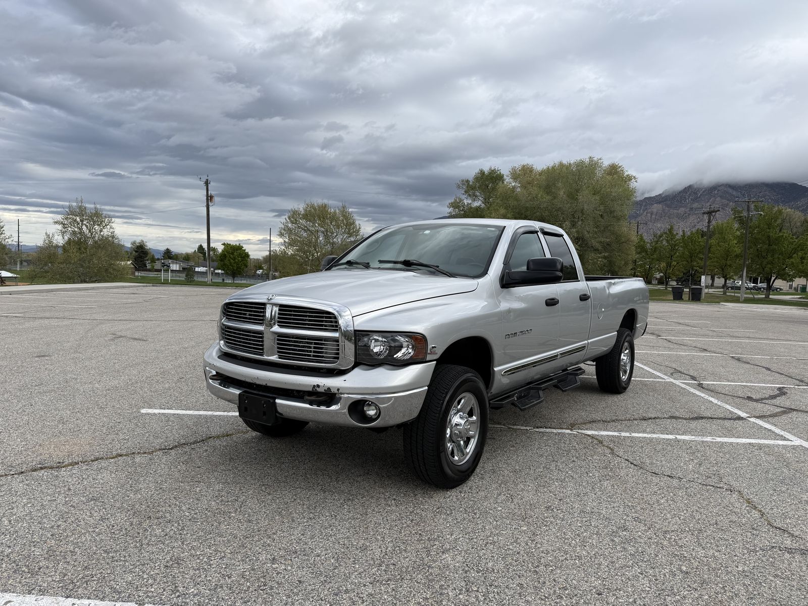 2004 DODGE RAM 2500 Laramie