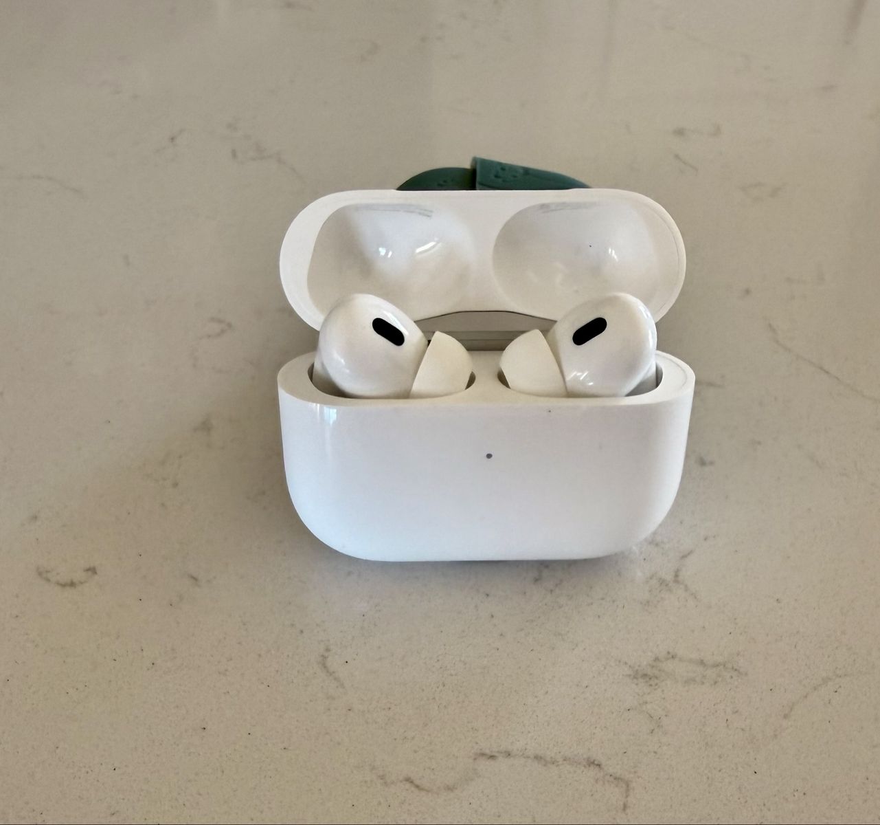 Apple AirPods Pro (2nd Generation, USB-C) – Excellent Condition – $160 OBO