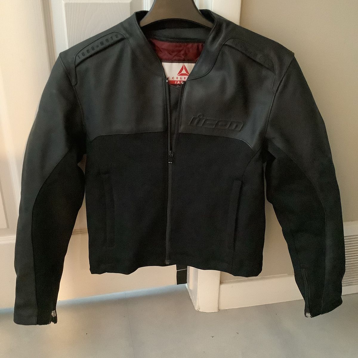 New Icon Accelerant Jacket Black Motorcycle Jacket Size “S”