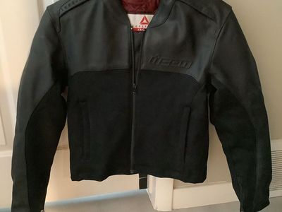 New Icon Accelerant Jacket Black Motorcycle Jacket Size “S”