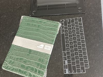 MacBook Air 13" Hard Case, Green Crocodile Texture & Keyboard Cover