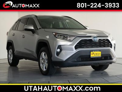 2020 TOYOTA RAV4 XLE